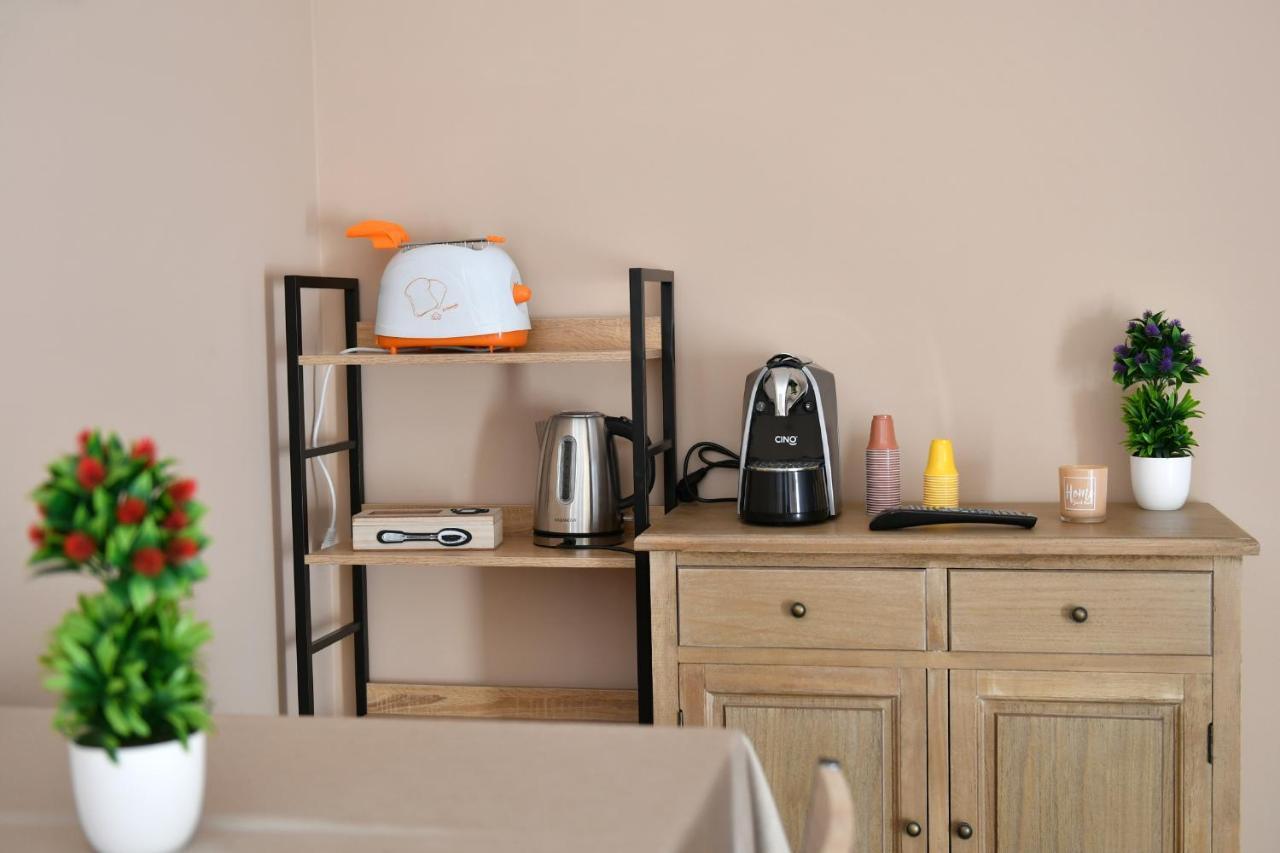 B&B A Due Passi Caserta Ngoại thất bức ảnh