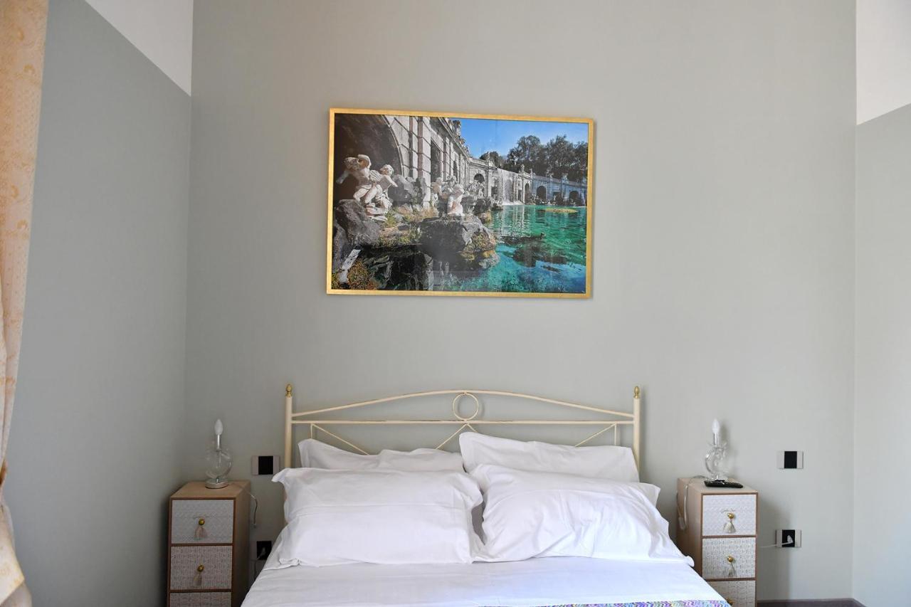 B&B A Due Passi Caserta Ngoại thất bức ảnh
